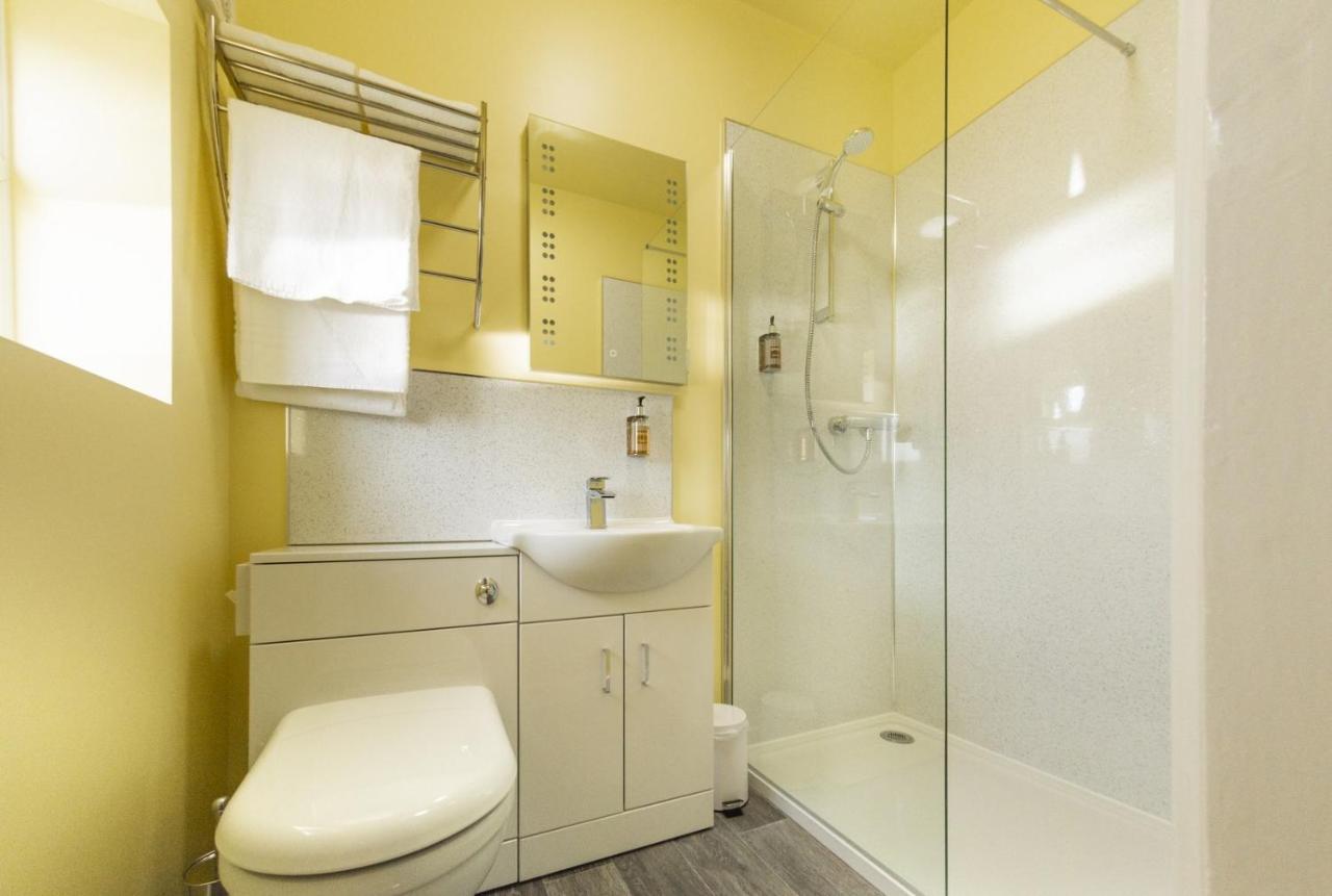 Hk Rooms - Self Catering Rooms โลเวสทอฟต์ ภายนอก รูปภาพ