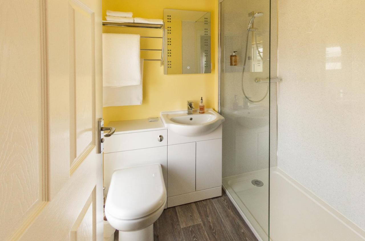 Hk Rooms - Self Catering Rooms โลเวสทอฟต์ ภายนอก รูปภาพ
