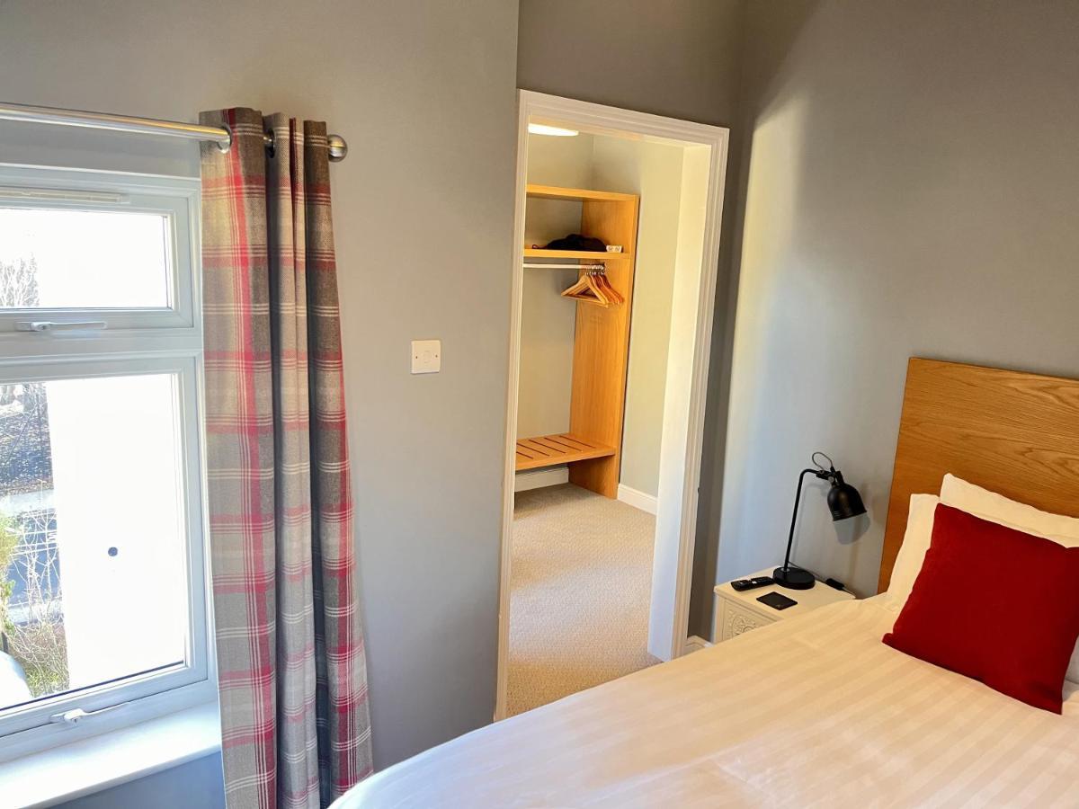 Hk Rooms - Self Catering Rooms โลเวสทอฟต์ ภายนอก รูปภาพ